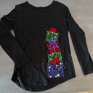 Holiday Time Black Long Sleeve women’s Shirt with Gift Design Size Small 4-6